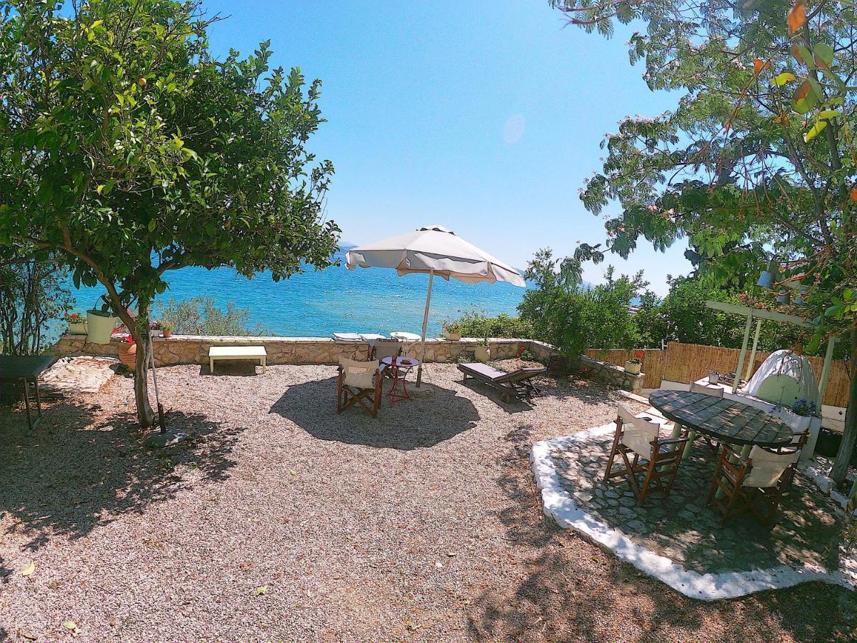 Kiveri 1876 Traditional Seafront Cottage 外观 照片