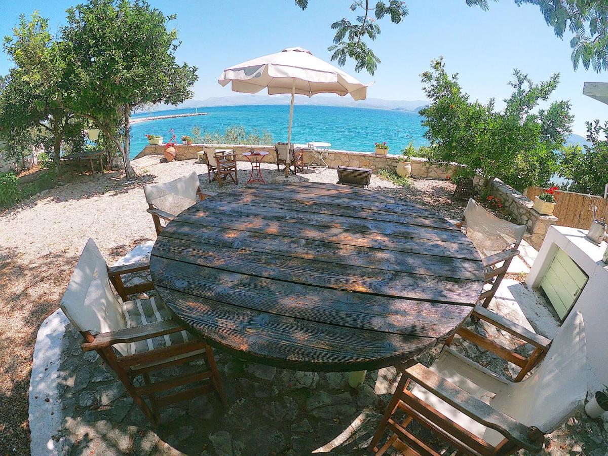 Kiveri 1876 Traditional Seafront Cottage 外观 照片