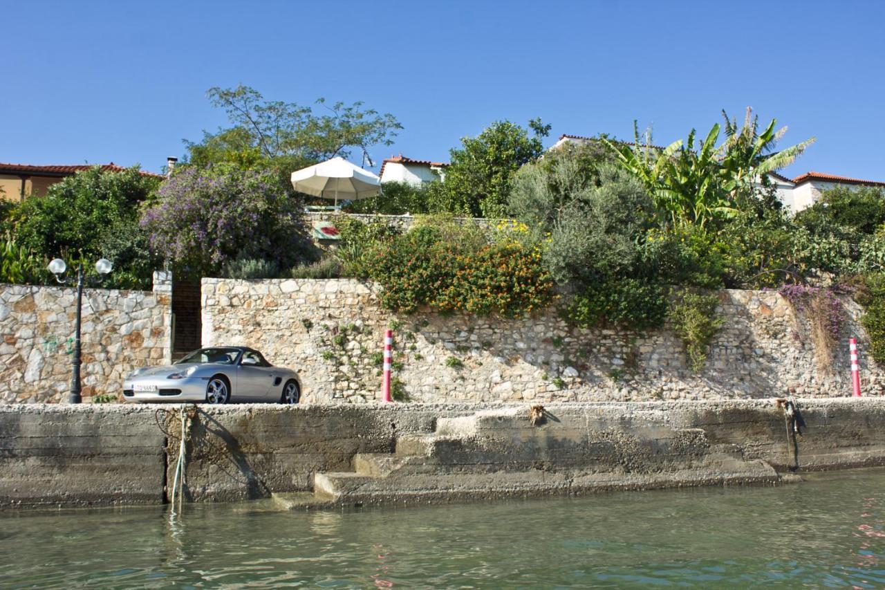 Kiveri 1876 Traditional Seafront Cottage 外观 照片